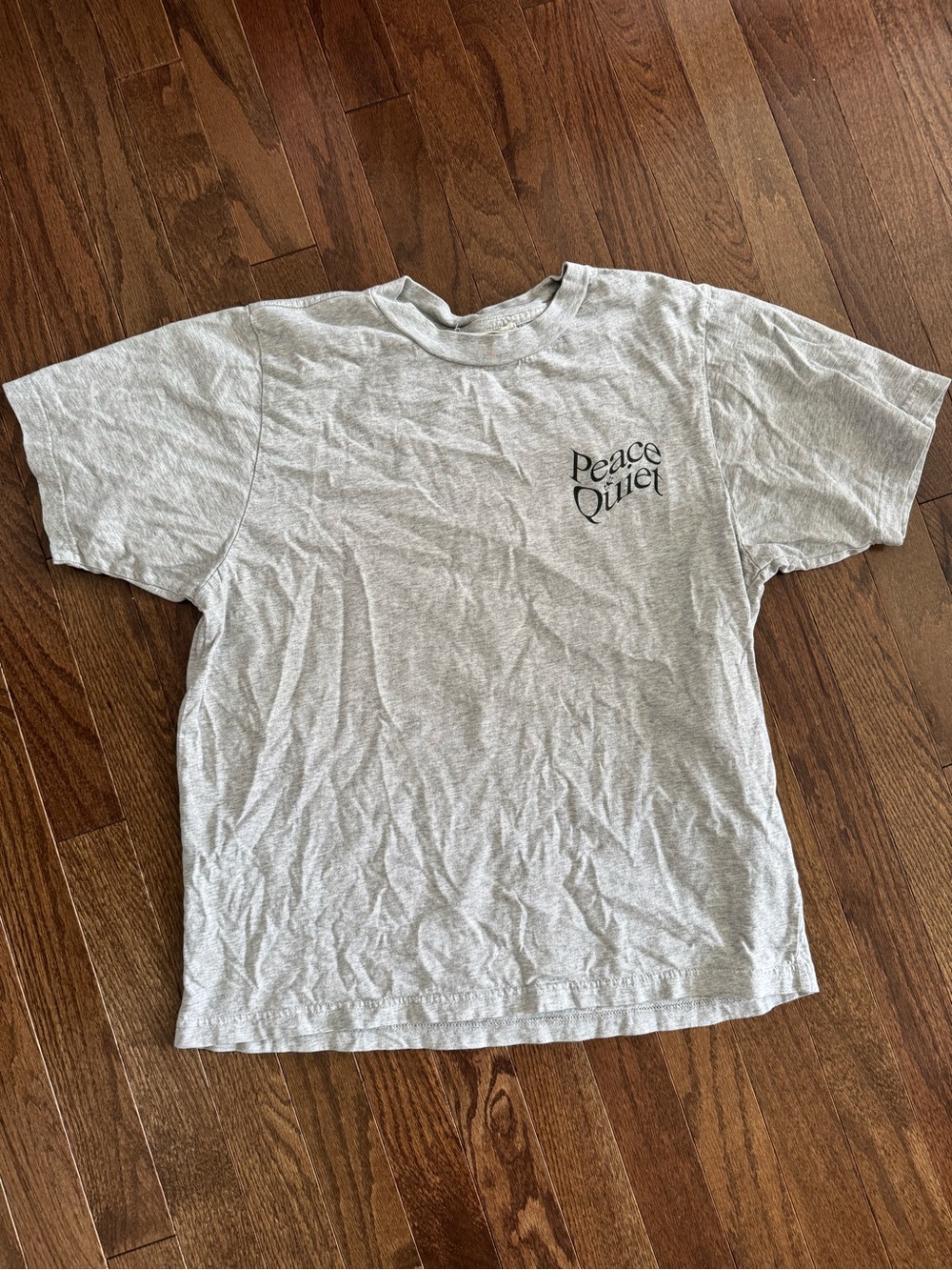 Museum of Peace & Quiet size S